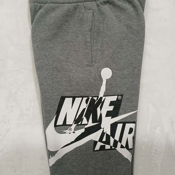 Nike Kids Gray Pajama Bottoms - Picture 10 of 12